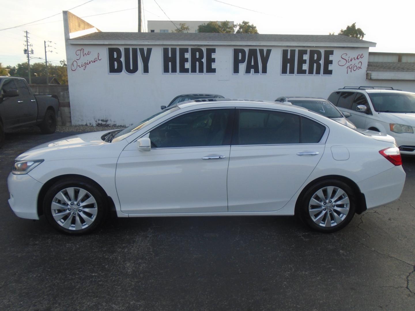 2013 Honda Accord EX-L V6 Sedan AT (1HGCR3F89DA) with an 3.5L V6 SOHC 24V engine, 6-Speed Automatic transmission, located at 6112 N Florida Avenue, Tampa, FL, 33604, (888) 521-5131, 27.954929, -82.459534 - Photo#0